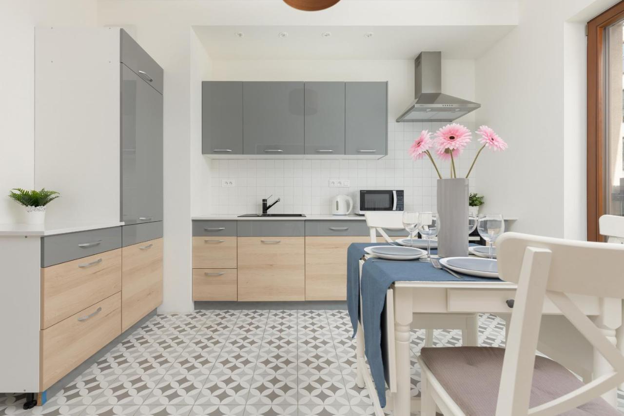 Warsaw Apartment Sierakowskiego By Noclegi Renters Екстериор снимка