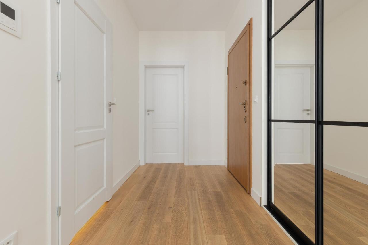 Warsaw Apartment Sierakowskiego By Noclegi Renters Екстериор снимка